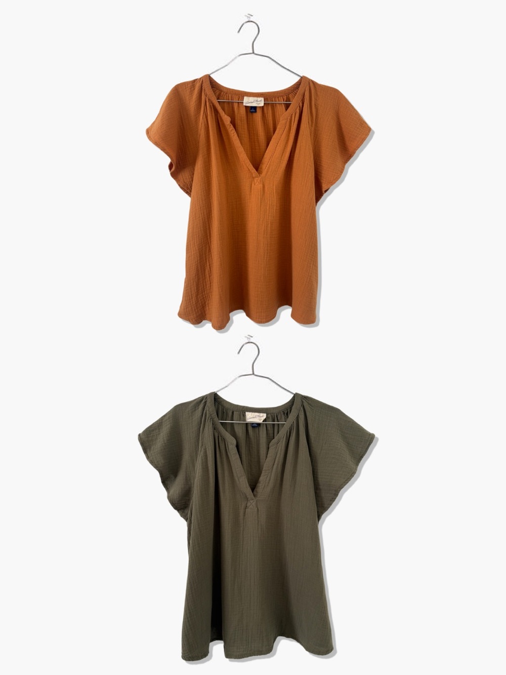 Universal Thread Set of 2 NWT Split Neck Flutter Sleeve Crinkle Cotton Tops L